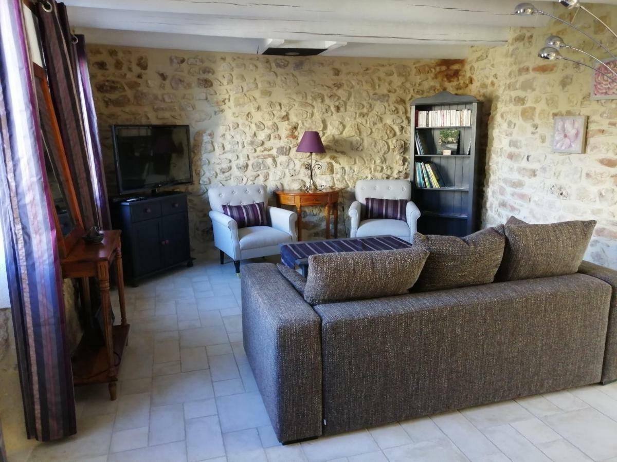 Gite De L Ancienne Poste Bourdic Exteriör bild